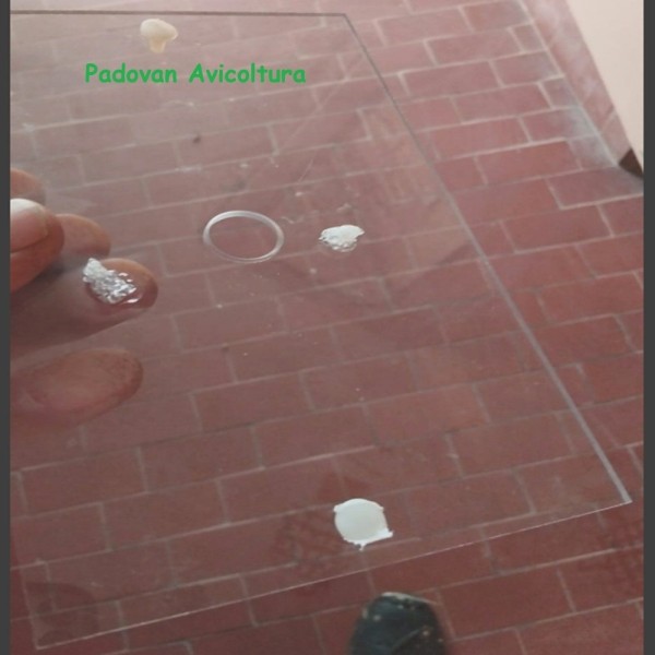 Tapa para lavabo con nebulizador ultrasónico interno