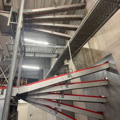 Big Dutchman per 245.460 Ovaiole– 6 Linee 9 Livelli Big Dutchman per 245.460 Ovaiole– 6 Linee 9 Livelli