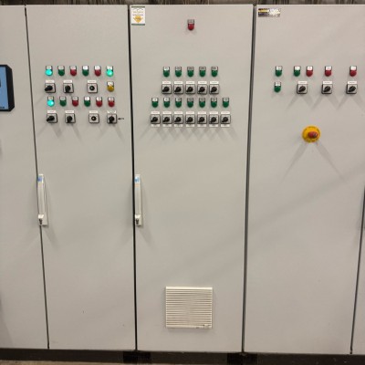 Big Dutchman per 245.460 Ovaiole– 6 Linee 9 Livelli Big Dutchman per 245.460 Ovaiole– 6 Linee 9 Livelli